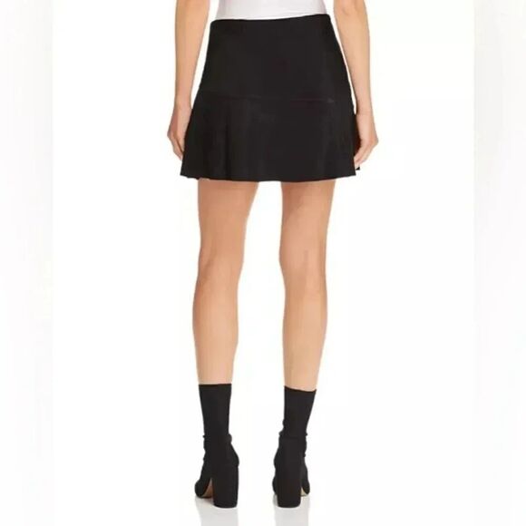 NWT women’s PARKER Patty Suede black Mini Skirt with belt SIZE 2 - Picture 2 of 8